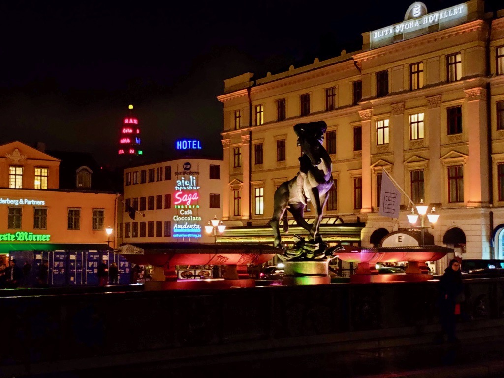 Linköping by night